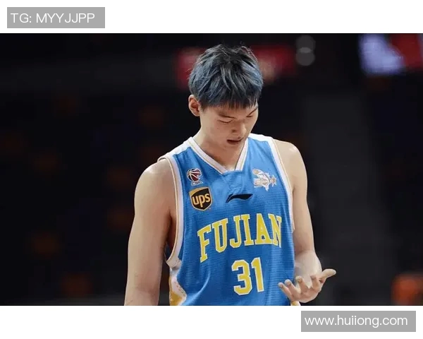 刘铮的篮球之路:从青涩少年到职业球员的成长历程与挑战 刘铮的篮球之路:从青涩少年到职业球员的成长历程与挑战